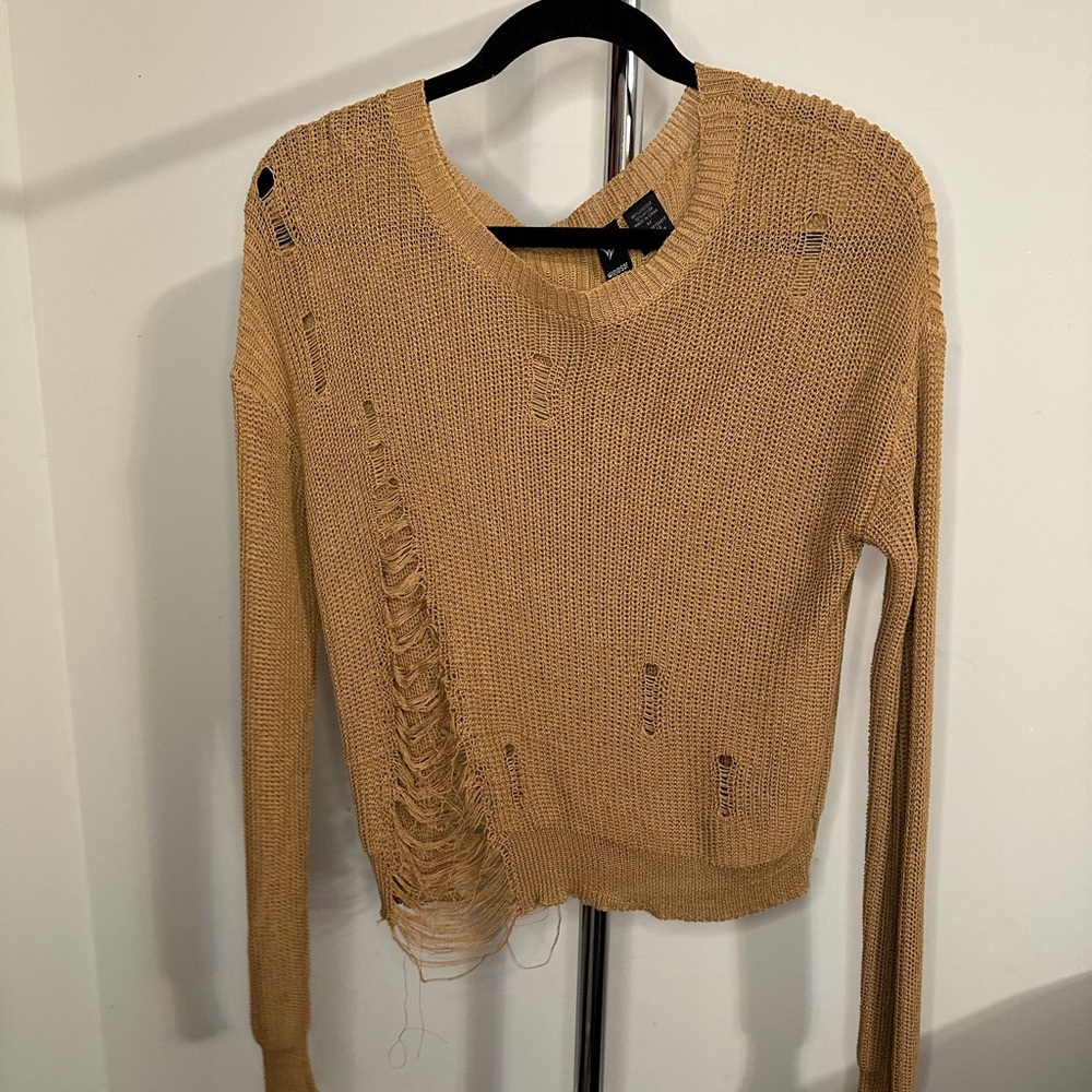 Distressed sweater - Picture 2 of 3
